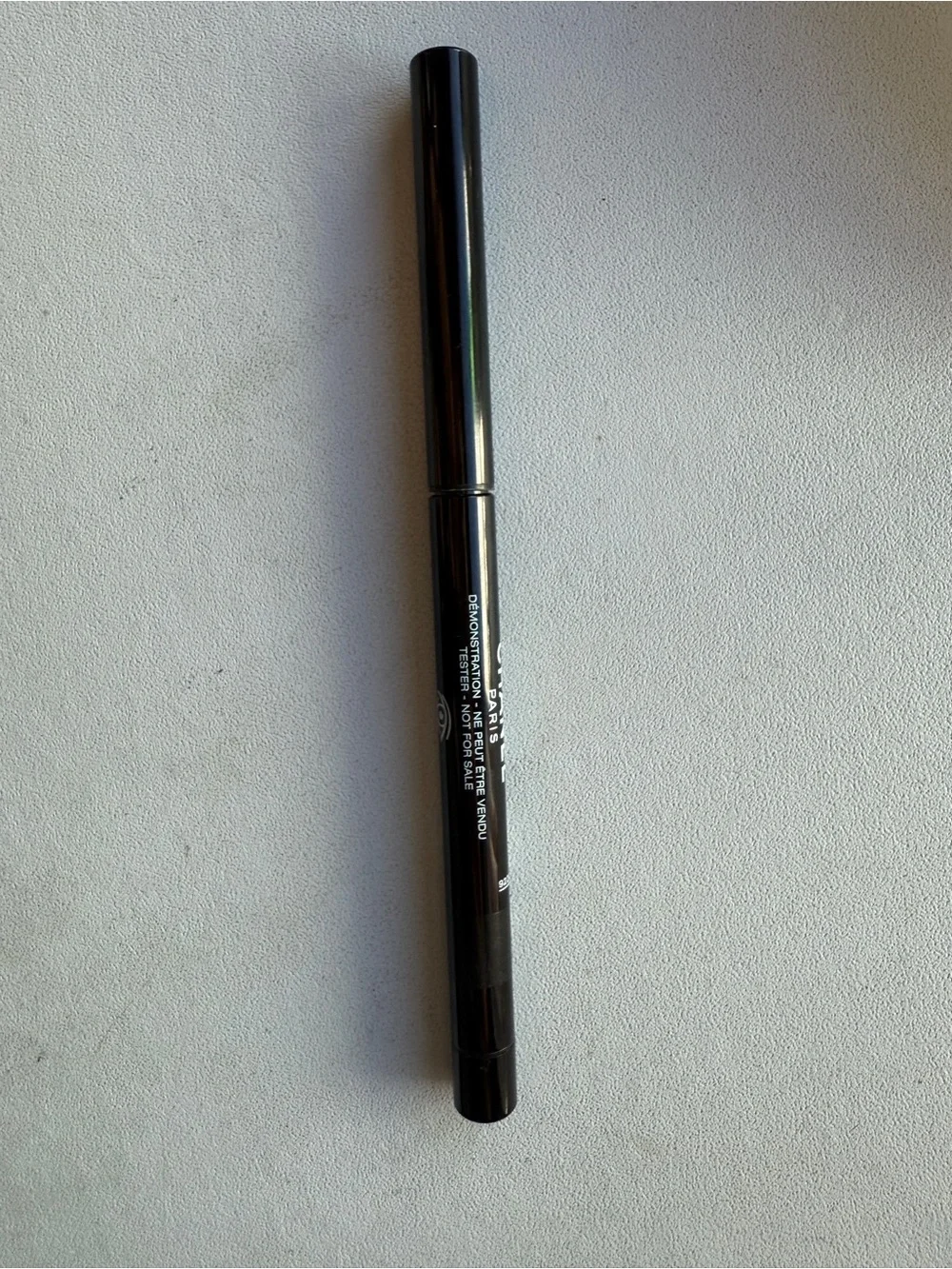 CHANEL used sleek
